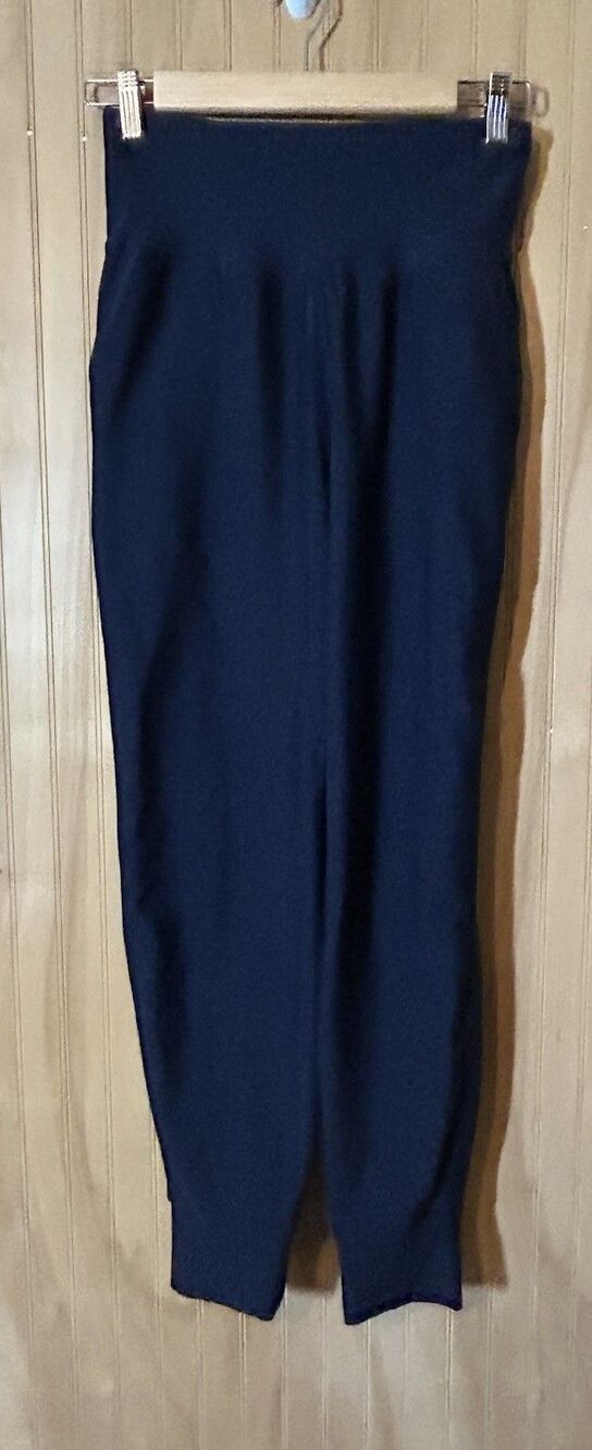 Old Navy Active Powersoft High-Rise Go-Dry 7/8 Medium Jogger Navy Blue